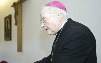 ABp. Henryk Hoser