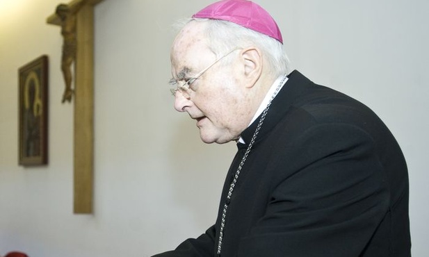 ABp. Henryk Hoser