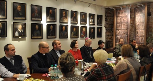 Dziennikarze m.in. z Płocka, Ciechanowa, Gostynina, Nasielska i Mławy spotkali się z biskupem płockim