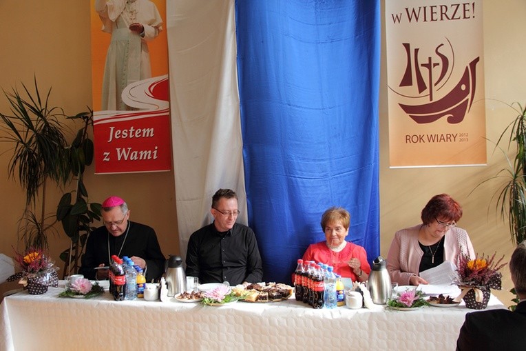 Nauczyciele w Piekarach Śląskich