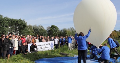 Uczestnicy konferencji byli świadkami startu balonu