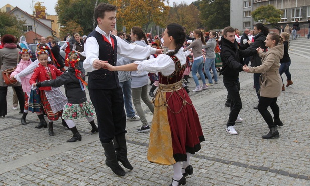 Rekord w wycinaniu hołubca