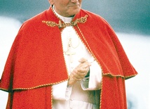 W encyklice „Redemptor hominis” Jan Paweł II wyjaśnił, że chciał przez wybór imienia dać wyraz „umiłowania dla tego szczególnego dziedzictwa, jakie pozostawili papieże Jan XXIII i Paweł VI”