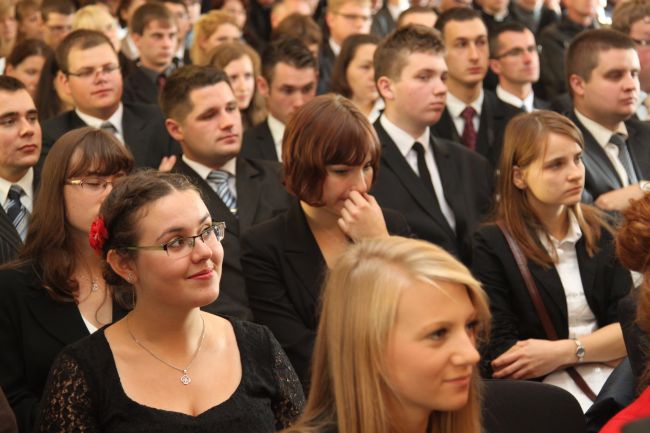 Inauguracja roku akademickiego na PWT we Wrocławiu