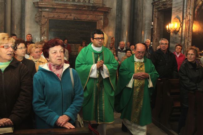 Pielgrzymi z Piekar Śl. we Wrocławiu