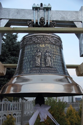 Poświęcenie dzwonów w Chwaszczynie