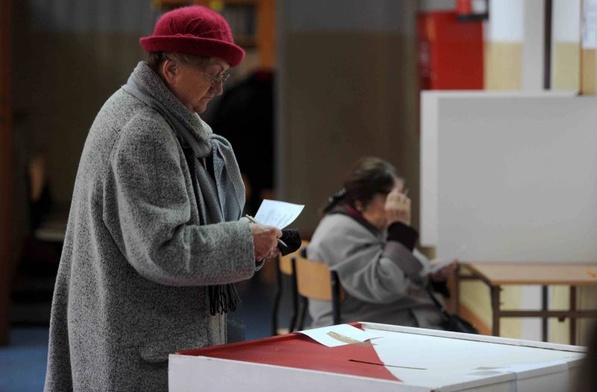 Zakończyło się referendum w Warszawie
