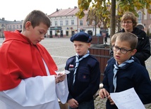 W Dniu Papieskim Skauci Europy przez zabawę przybliżali sylewtkę Jana Pawła II