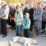 Msza św. na placu budowy nowej parafii w Skierniewicach