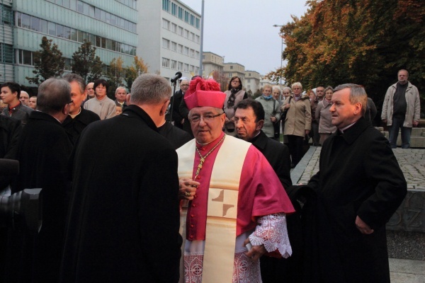 Akt zawierzenia diecezji Matce Bożej