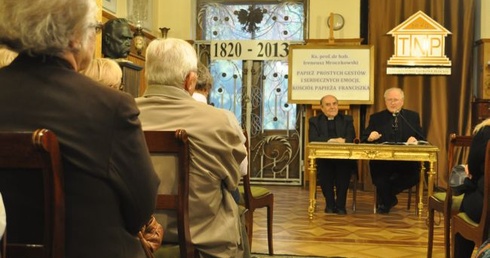 Spotkanie z ks. prof. I. Mroczkowskim odbyło się w ramach Dni Kultury Chrześcijańskiej w Płocku