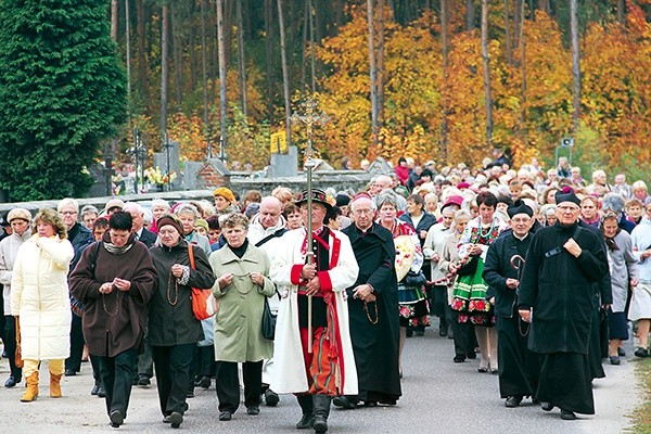  W tym roku w pielgrzymce wzięły udział delegacje z 56 parafii 