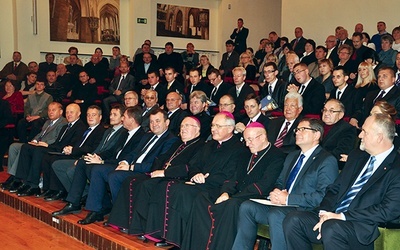 Gośćmi w Wyższym Seminarium Duchownym w Koszalinie 12 września byli  m.in. parlamentarzyści, samorządowcy, przedstawiciele wyższych uczelni,  duchowni innych wyznań, przyjaciele i dobrodzieje seminarium