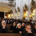 Kapłani, klerycy i siostry zakonne w Trzebnicy