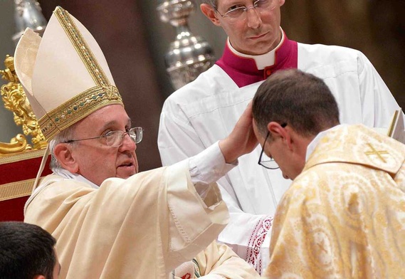 Papież do biskupów: Bądźcie blisko kapłanów