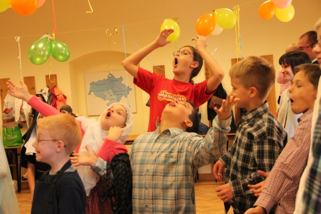 Bal Wszystkich Świętych w Hallelu Jah