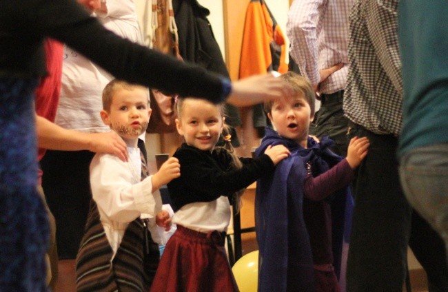 Bal Wszystkich Świętych w Hallelu Jah
