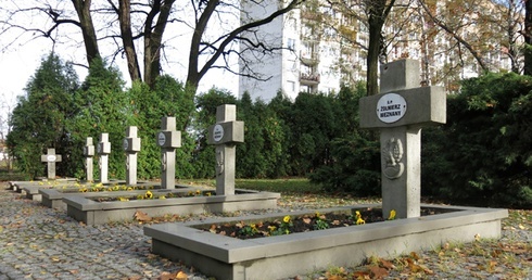 Beskidzkie nekropolie. Bielski cmentarz wojskowy.