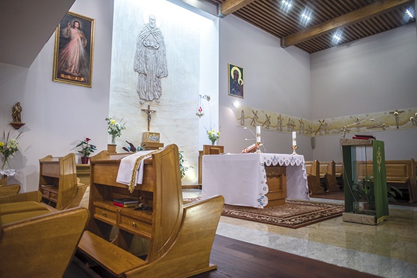 Kaplica  pw. św. Brata Alberta – najważniejsze miejsce Domu Kapłana Seniora w Kiełpinie