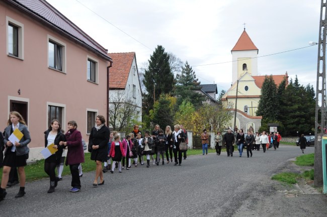 Inauguracja katolickiej szkoły w Grabinie