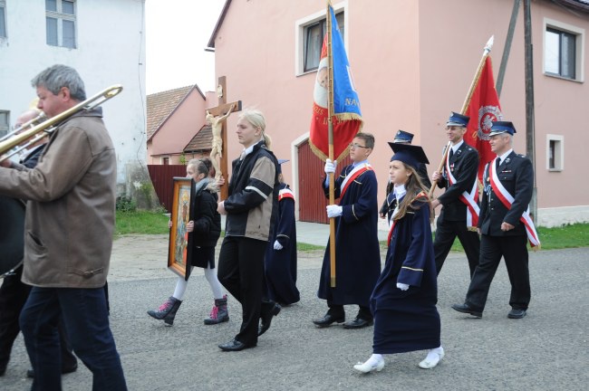 Inauguracja katolickiej szkoły w Grabinie