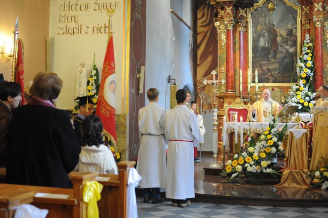 Inauguracja katolickiej szkoły w Grabinie