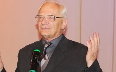 Stanisław Janicki z właściwą mu swadą bawił gości swoimi opowieściami