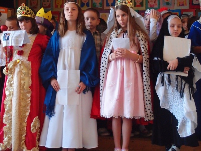 Korowód świętych