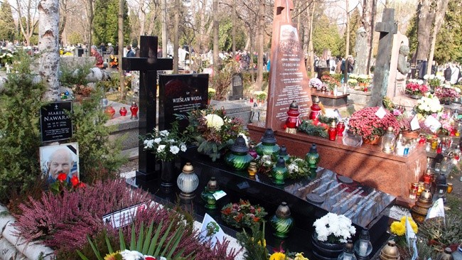 Uroczystość Wszystkich Świętych na cmentarzu Rakowickim