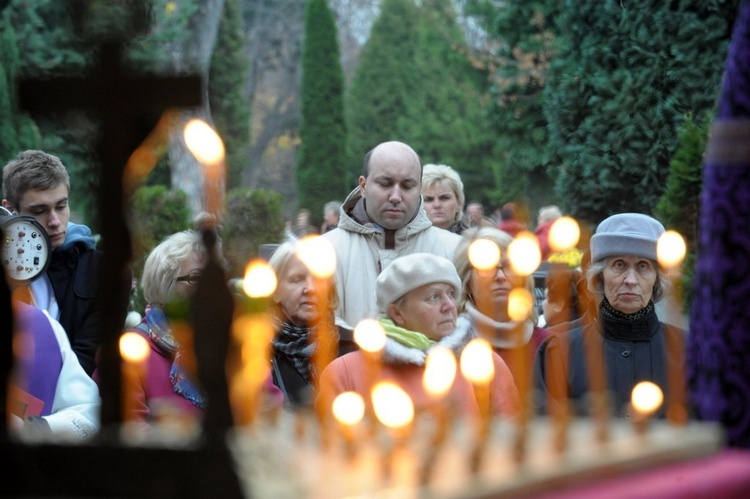 Procesja za zmarłych