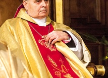 Bp Marian Duś