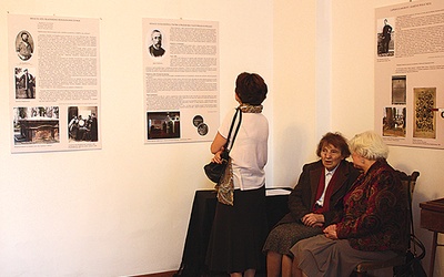  Na wystawie przypomniano znanych Ormian uczestniczących w powstaniu