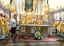 Eucharystii przewodniczył ks. Andrzej Oleszko 