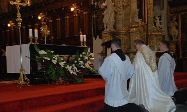 Adoracja eucharystyczna 