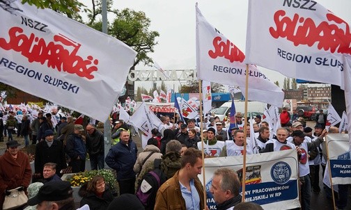 Związkowcy manifestują w Gdańsku