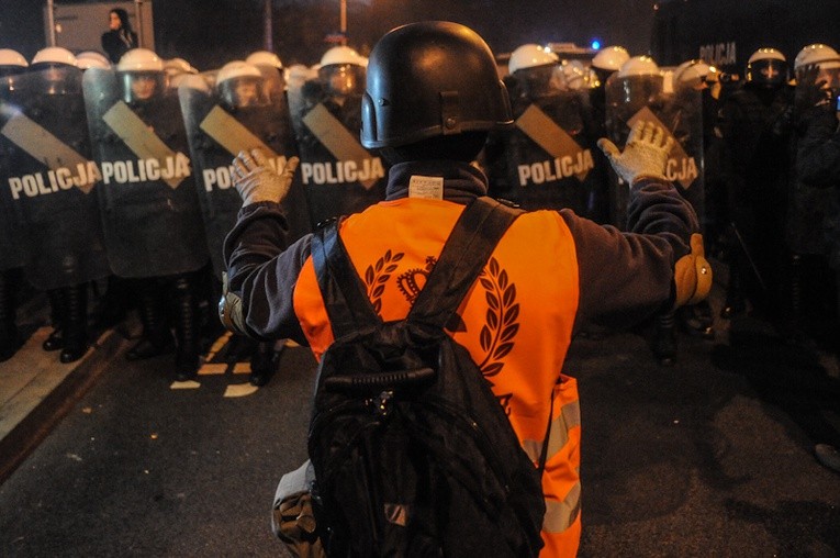 Marsz Niepodległości i zadymy.