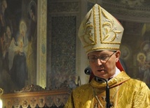 - Potrzeba, abyśmy w niepodległej ojczyźnie potwierdzili trwałe wartości, na których opiera się nasza tysiącletnia, chrześcijańska, polska kultura - mówił bp Libera w katedrze