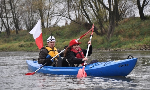 Biało-czerwono na Odrze