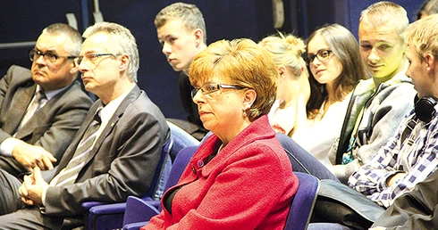 Konferencję prowadziła Lucyna Wiśniewska, prezes Stowarzyszenia Środowisko Inicjatywa