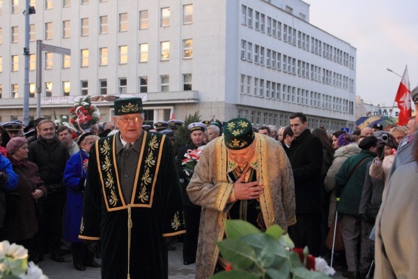 Odsłonięcie pomnika Piłsudskiego