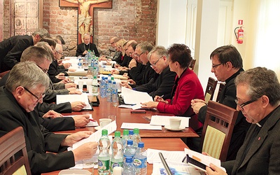 Trzecią sesję plenarną synodu poprzedziły w listopadzie trzy spotkania Komisji Głównej 