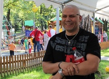 Bogdan Krzak odważnie świadczy o Jezusie wśród młodych