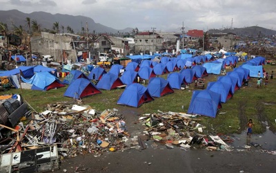 Liczba ofiar Haiyan przekroczyła 5 tys.