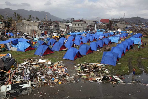 Liczba ofiar Haiyan przekroczyła 5 tys.