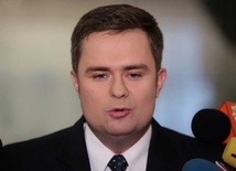 Hofman zawiesza członkostwo w PiS