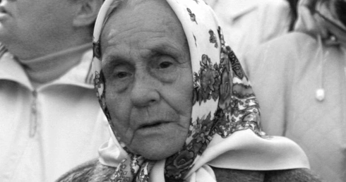 Trwa pogrzeb Marianny Popiełuszko