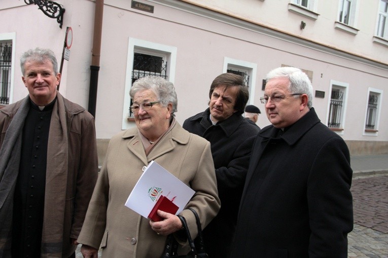 Złoty medal otrzymała Maria Mikulska z Nowego Wiśnicza  