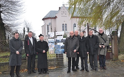  To dzięki nim kościół parafialny wygląda tak pięknie