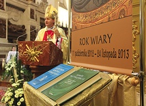 Podczas Roku Wiary eksponowano w kościołach Katechizm Kościoła Katolickiego i dokumenty Soboru Watykańskiego II