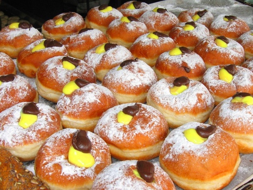 Chanukowe pączki